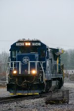 BM 690 and another unit head into the Hill Yard